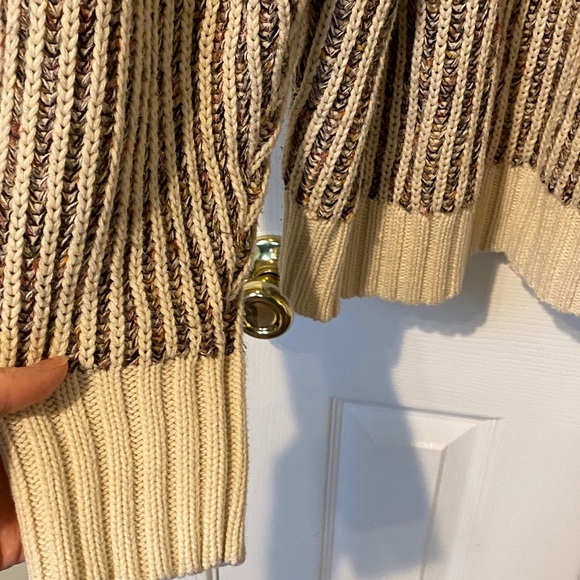 Universal Thread Beige and Brown Chunky Sweater - Picture 5 of 6